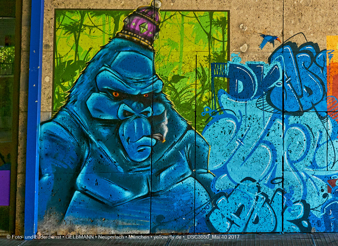 21.03.2017 - Abrissbaustelle Quiddezentrum in Neuperlach